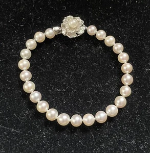 Genuine Cultured Pearl Bracelet W/ Sterling Silver Flower Clasp 7.5” - Picture 1 of 5