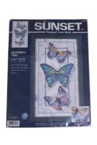 NUEVO Kit de punto de cruz estampado Sunset Butterfly Trio de Terri Noll Artículo # 13120 - Imagen 1 de 2