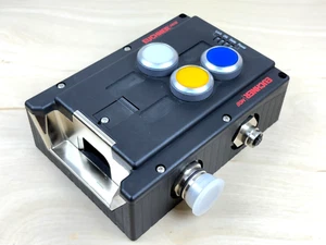 Euchner MGB-L1-APA-AA6A1-S5-L-114237 Guard Locking Safety Switch, Ver 2.2.0 - Picture 1 of 9