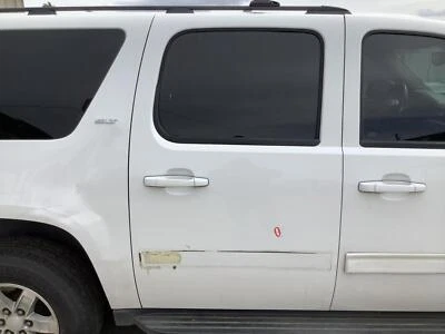 Used Rear Right Door Assembly Rear Side fits: 2014 Gmc Yukon xl 1500 Rear Right - Image 1 of 4