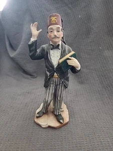 Vintage Capodimonte porcelain - The Shriner By Pucci 2170 Italy - 9 Inch - Picture 1 of 8