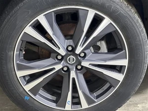 Wheel 20x7-1/2 Alloy Machined And Painted V Spoke Fits 17-20 PATHFINDER 2674026 - Picture 1 of 10