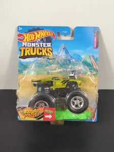 Hot Wheels Monster Trucks RODGER DODGER 63/75 New for 2022 Twisted Tredz 6/7 - Picture 1 of 13