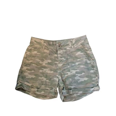 Pantalones cortos para mujer Falls Creek con estampado de camuflaje talla 6 bolsillos con puños enrollables 176 Foto 1 de 4