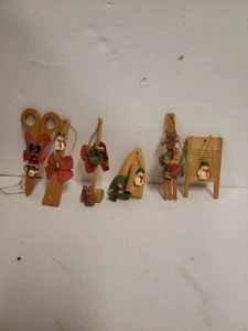 6 CUTE Vtg 80'S WOODEN TREE ORNAMENTS KITCHEN UTENSILS LAUNDRY IRON CRAFT Taiwan - Picture 1 of 7