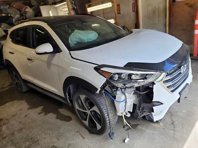 16 17 18 19 20 21 2017 Hyundai Tucson Vapor Canister31420D3500 Foto 1 de 4