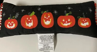 🎃 HYDE AND EEK HALLOWEEN THEMED DECORATIVE PILLOW 20”x 8”, GREAT - Image 1 of 4