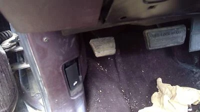 1993 Cadillac Fleetwood Parking Brake Pedal Assembly Oem Complete Emergency Unit - Image 1 of 4