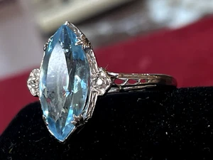 ANILLO TOPACIO AZUL NATURAL ORO BLANCO 14K FILIGRANA ANTIGUA VICTORIANA ART DECO - Imagen 1 de 15