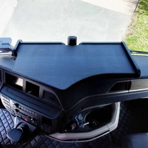 LKW-Tisch MAN TGX ab 2020 Mittelablagetisch mit Antirutschmatte Ablage Schwarz - Bild 1 von 7