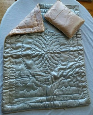 Juego de almohada y edredón reversible satinado vintage para cuna de bebé Foto 1 de 4