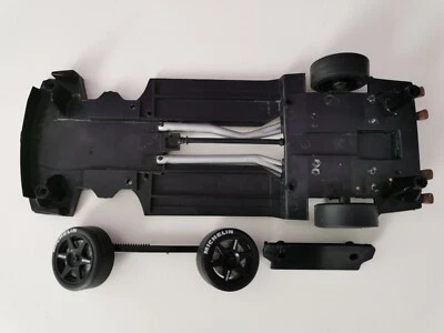 Chassis + Jantes Roues Wheels Alfa Roméo 155 V6 TI DTM Larini N°8 UT Models 1/18 - Photo 1/4