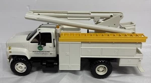 DG Productions 11" GMC Piedmont Emc Utility Bucket Truck W/ Working Lights, Bank - Picture 1 of 24