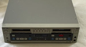Grabadora de video profesional Hi8 de alta gama SONY EVO-9700P - Imagen 1 de 10