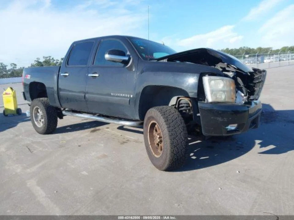 CHEVROLET SILVERADO 1500 PICKUP Alternator classic style (creased door skin),  Foto 1 de 1