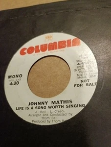 Johnny Mathis – Life Is A Song Worth Singing 7". NM - Picture 1 of 2