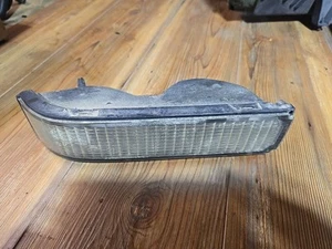 1988-1994 Chevy GMC Truck PASSENGER RIGHT RH Curved Marker Parking Light Lamp - Picture 1 of 6