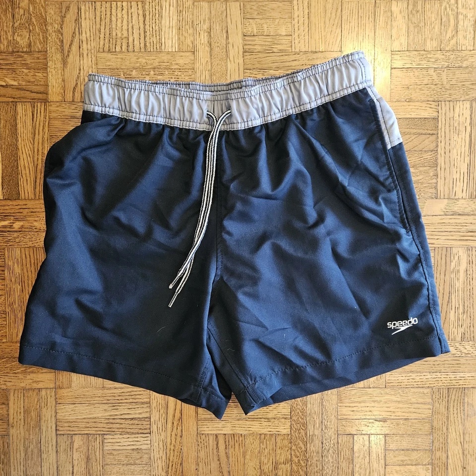 Speedo Men's 5.5" Colorblock Swim Shorts Swimsuit Trunks UPF 50 Gray/Black S