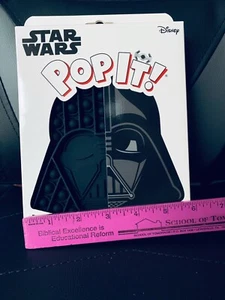 Neu Disney Star Wars Darth Vader Pop It! Ein nie endendes Spiel  - Bild 1 von 5