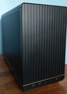 Custom Gaming PC - RTX 5080, Ryzen 7 7700, 32GB RAM, 2TB NVME, Liquid Cooling - Afbeelding 1 van 5