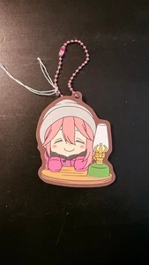 Yuru Camp Laid-Back Camp Nadeshiko Kagamihara Rubber Strap Keychain Bandai - Picture 1 of 2