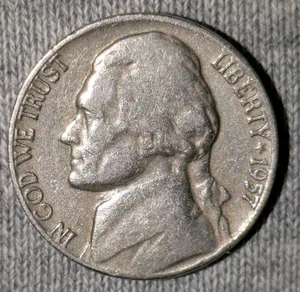 1957 5c Nickel Very Good Clean Condition - Picture 1 of 7