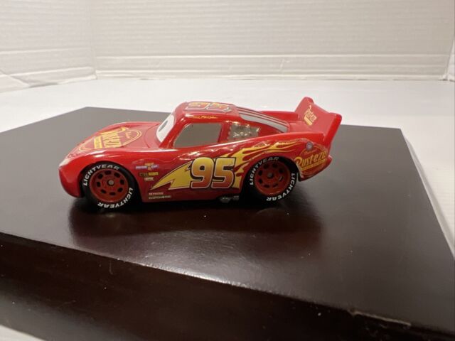 Coche Rayo McQueen metal Cars Disney Pixar 1/24