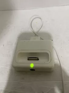 dynex a/v docking station For Apple Audio Devices - No Remote - No box - Picture 1 of 7