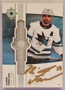 Mario Ferraro 2022-23 Ultimate Collection Gold Auto #UE-MF Sharks - Picture 1 of 2