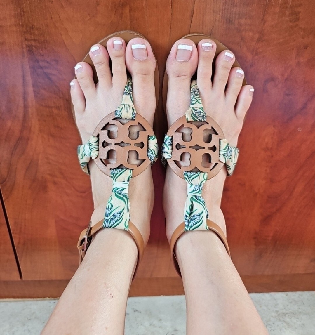 TORY BURCH FLAT SANDALS ✅美品(トリ–バチ–) Women's Designer Sandals: Flat & Platform | Tory Burch