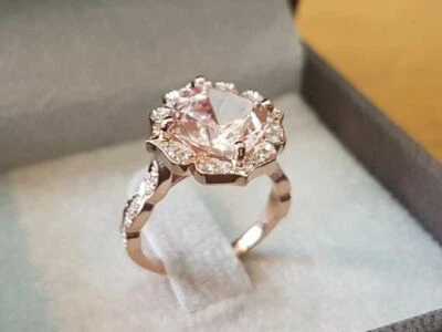 Anillo de compromiso solitario de diamantes y morganita natural de 2 quilates de oro rosa sólido de 14 k Foto 1 de 4