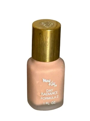 Mary Kay  Liquid Foundation Day Radiance Formula 2 NOS 1 Floz Rose Beige CSX - Image 1 of 3