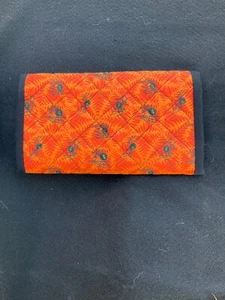 NWOT HANDMADE Halloween orange spider quilted tri-fold wallet - Picture 1 of 7