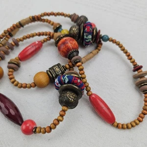 Collar Boho Mezcla de Cuentas Distintivo Tela Madera Envuelto Natural Marrón Tostado Naranja - Imagen 1 de 7