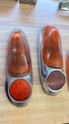 Rolls Royce Silver Cloud I, II Bentley S I, SII Lucas lámpara trasera de parada con lente Foto 1 de 4