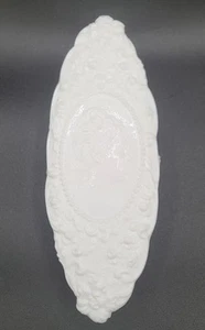 Vintage große Fostoria Jenny Lind Milchglas geprägte Kamee Schmuck Schmuck Schmuckschatulle - Bild 1 von 9