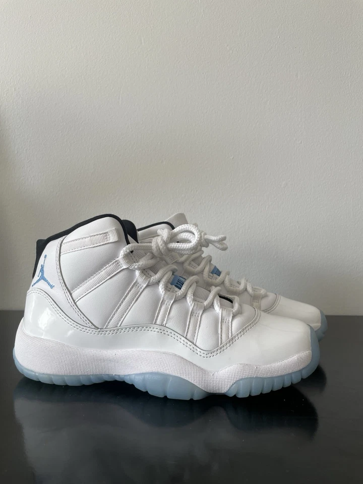 Jordan 11 Retro Legend Blue GS Size 6Y/7.5W SHIPS IN 24HRS! - Image 1 of 4