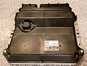 ECS Controller Assembly Part # 89661-UL070 TOYOTA FORKLIFT - Picture 1 of 6
