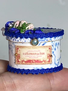 Artisan Blue Hydrangea & Pink Roses Gift Box 1:12 Dollhouse Mini Signed OOAK 23 - Picture 1 of 13