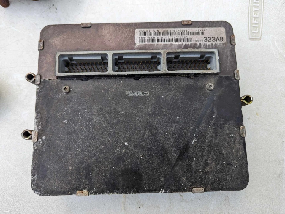 Camión Dodge Dakota 1998 98 3,9 ecu motor ECM computador PCM 56046323AE 56046323 Foto 1 de 1