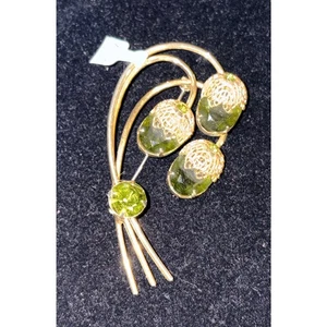 VTG D&E Juliana For Sarah Coventry Touch Of Elegance Green Peridot Brooch Pin - Picture 1 of 1