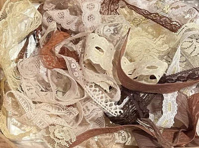 BROWNS YELLOWS BEIGE VINTAGE & CURRENT LACE TRIM BULK SEWING CRAFT SNIPPET ROLL - Image 1 of 3