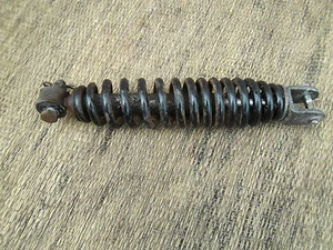 Stoßdämpfer Dämpfer bumper Federung Roller Shelung Wave Star 90 (ROC) She Lung - Picture 1 of 1