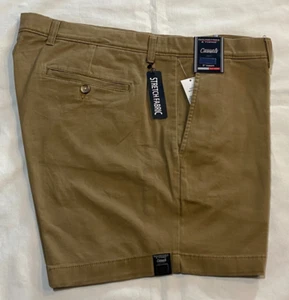 NWT- Roundtree & Yorke Men's Stretch fabric Casuals Shorts 5" inseam-Khaki-40" - Picture 1 of 6