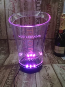 Französischer Champagner Moet & Chandon Leuchtender Acryl Eimer/Kühler - Bild 1 von 4