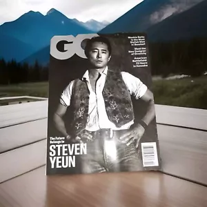 GQ MAGAZIN.. STEVEN YEUN.. APRIL 2021 AUSGABE.. - Bild 1 von 3