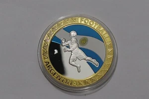 🧠🇦🇷 ARGENTINA MEDAL SOCCER WORLD CUP 2010 SILVER PLATED 40mm B62 #62 - Picture 1 of 2