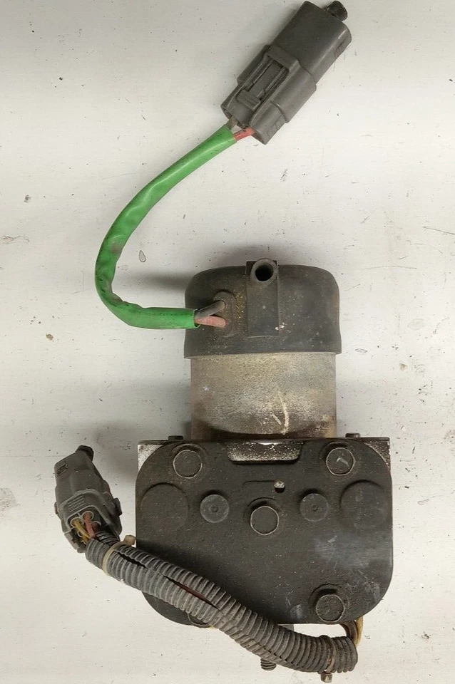 1995 - 1997 MAZDA MILLENIA ABS ANTI-LOCK PUMP BRAKE PART OEM, TA01 43 7A0 - Image 1 of 4