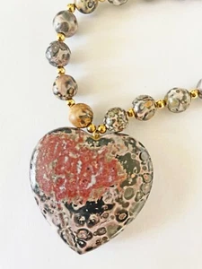 "Collar Colgante Corazón de Ágata Natural de Leopardo en Cuentas de 29" Nuevo con Etiquetas - ¡San Valentín! - Imagen 1 de 4