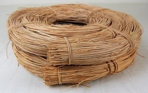 2 Coils 1 mm Fine Grassy Reed for Basketry - Picture 1 of 3